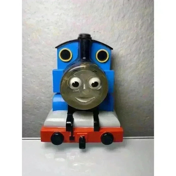 Vintage Thomas The Tank Engine Nightlight Plug in Thomas Train & Friends 120V - Picture 3 of 11